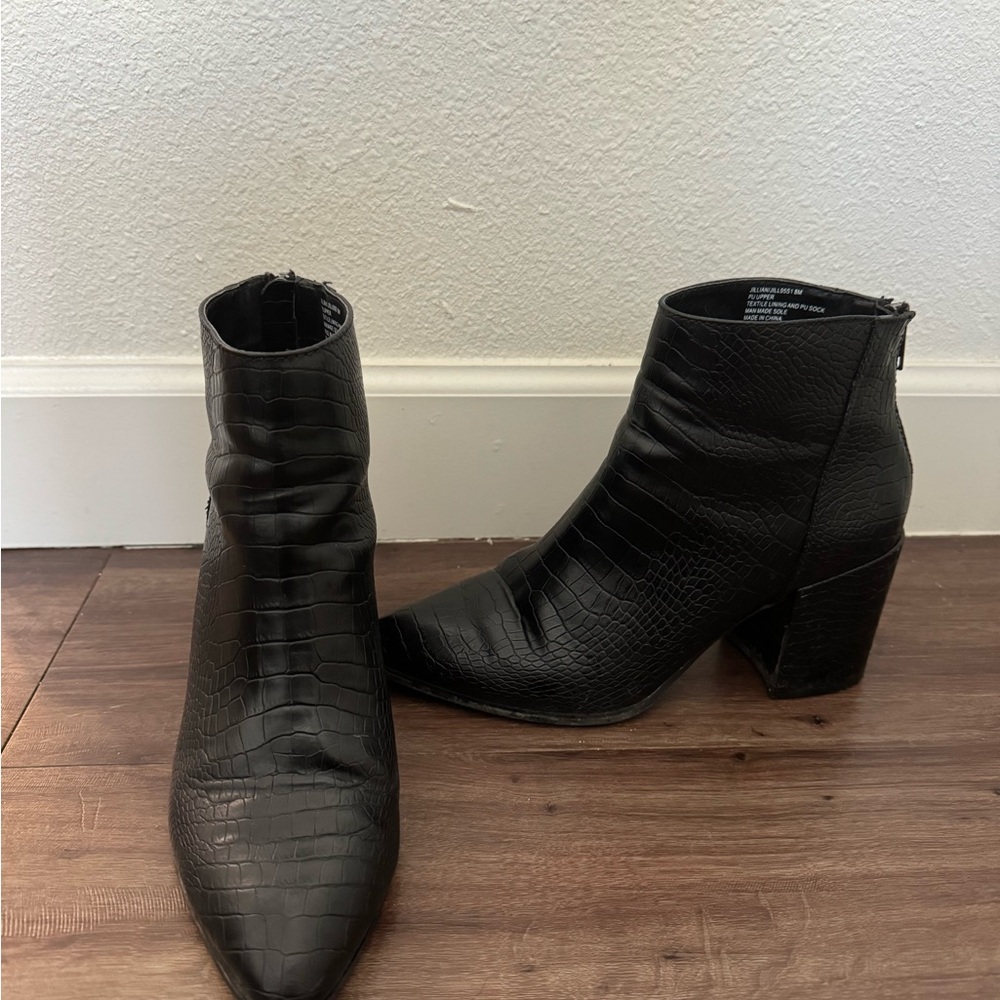 Steve Madden booties